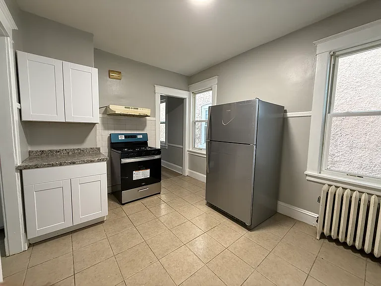 57 Plum St #2 — Photo 7