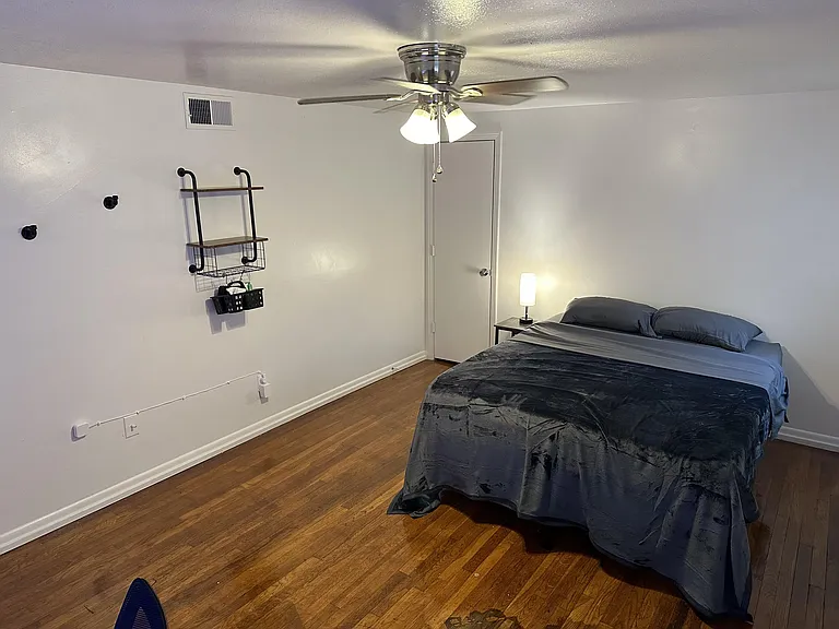 All rooms have a Towel Bar, Coat Hooks, Display Shelf, Artwork, and More!