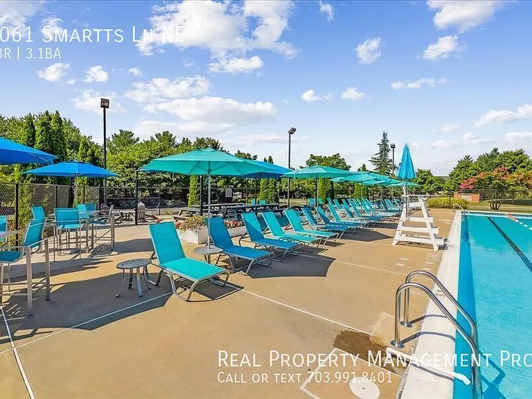 1061 Smartts Ln NE — Photo 44