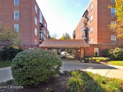 450 W Downer Pl APT 4E, Aurora, IL, 60506