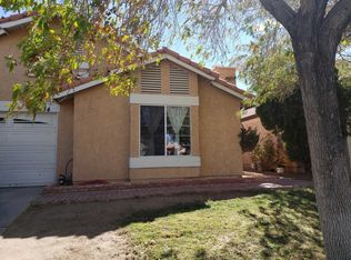3634 Avocado Ln, Palmdale, CA 93550