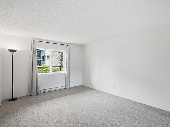 5th image of 3108 Barons Rd #202