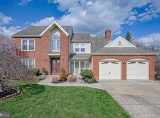 65 Horseshoe Dr, Mount Laurel, NJ 08054