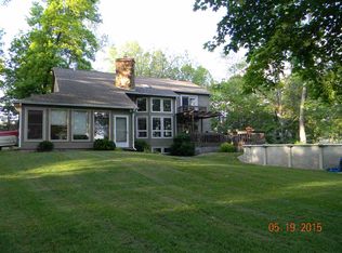 555 W Stones Hill Rd, Ligonier, IN 46767