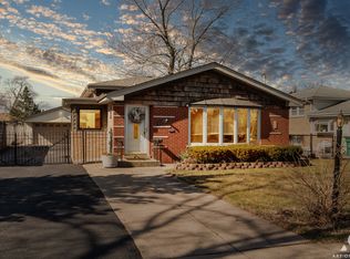 8216 McVicker Ave, Burbank, IL