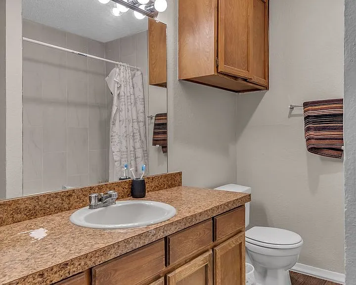 3808-3814 Coates Cir — Photo 38