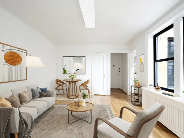 319 West 18th Street image 1 of 18