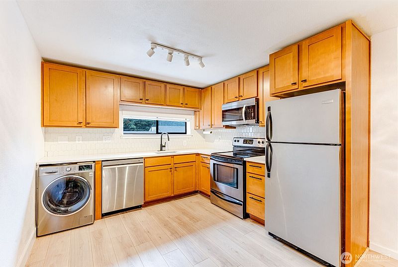 2nd image of 23405 16th Avenue S #C203