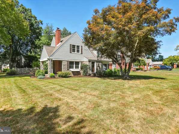 1901 Makefield Rd, Yardley, PA 19067