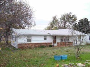 505 NW Oak St, Kingston, OK 73439
