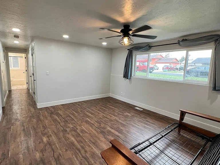 299 W 1050 N #2 — Photo 13