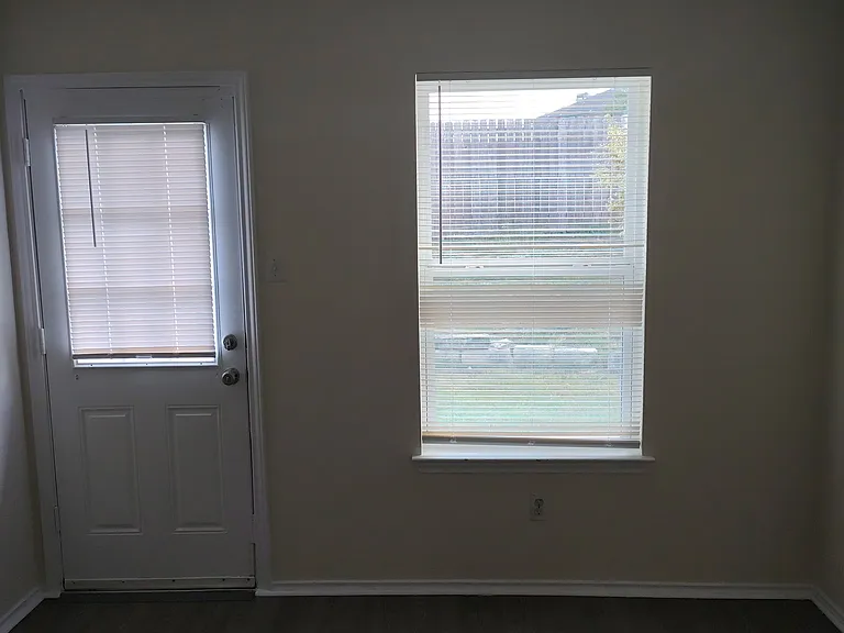 382 Lake Washington Dr — Photo 20