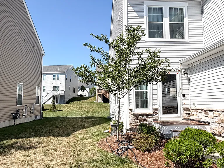 32 Poplar Ln — Photo 7