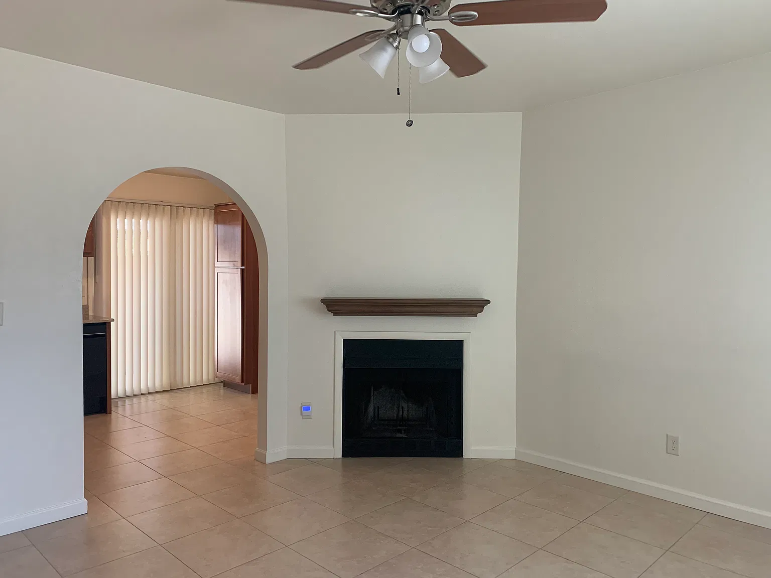 2 bed, 750 sqft, $1,325 — Photo 4
