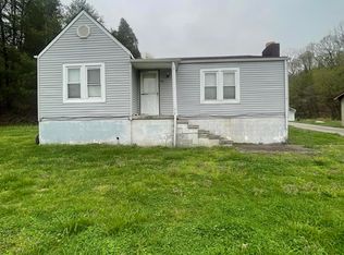 2047 Evergreen Rd, Flat Lick, KY 40935