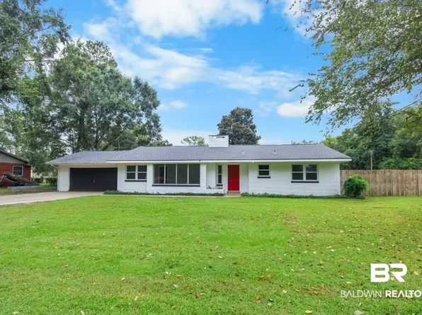 419 W Myrtle Ave, Foley, AL 36535