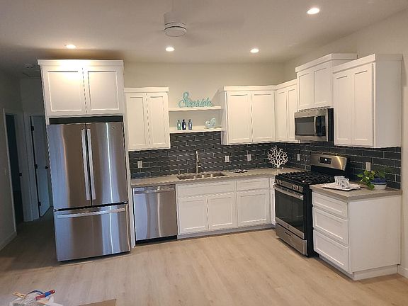 2nd image of 1162 Hacienda Dr