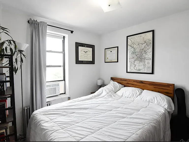 166 N 7th St #4 — Photo 6