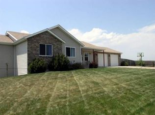 2060 Geyser Rd, Cheyenne, WY 82009