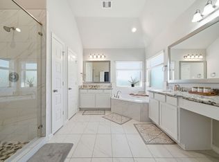 4011 Centre Glen Dr, Houston, TX 77043