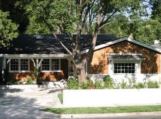 4264 Bakman Ave, North Hollywood, CA 91602