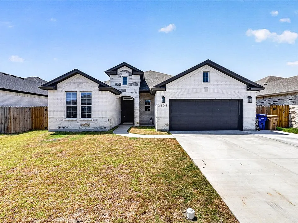 2605 Lannister Ln