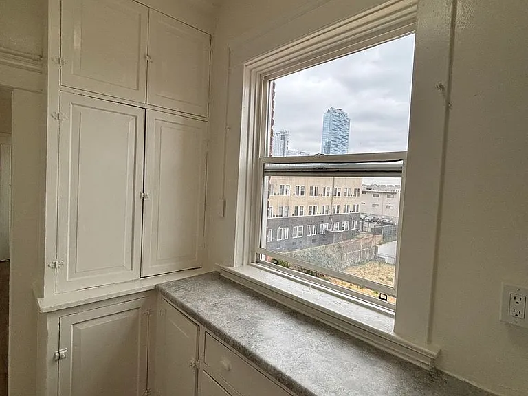RCG 722 Hartford LLC — Photo 33