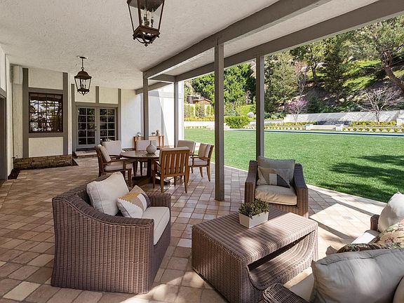 5th image of 1444 Moraga Dr