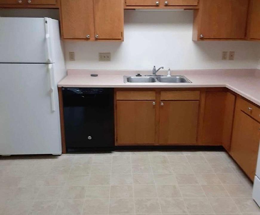1st image of 121 County Road Qq #C9