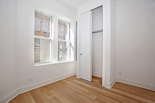 Rented by Bold New York | media 33