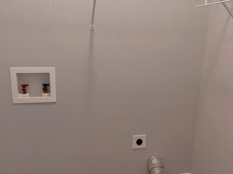 222 Piedmont Ln — Photo 7