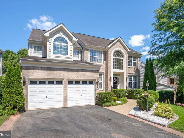 13010 Lashmere Ct, Woodbridge, VA 22192