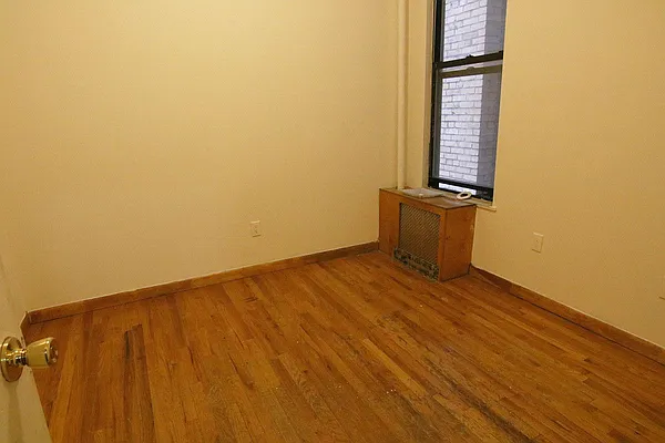 Rented by America Mecca Realty LLC | media 37