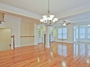 490 Vinings Estates Dr SE, Smyrna, GA 30126