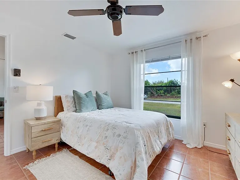 7234 Maguire Ln — Photo 12