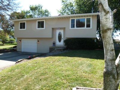 811 Evergreen DRIVE, Holmen, WI, 54636