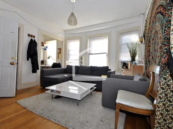 100B Saint Marys St #8, Boston, MA 02215