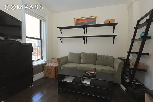 Rented by Compass | media 8