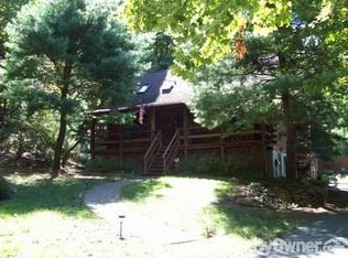 24 Continental Rd, Warwick, NY 10990