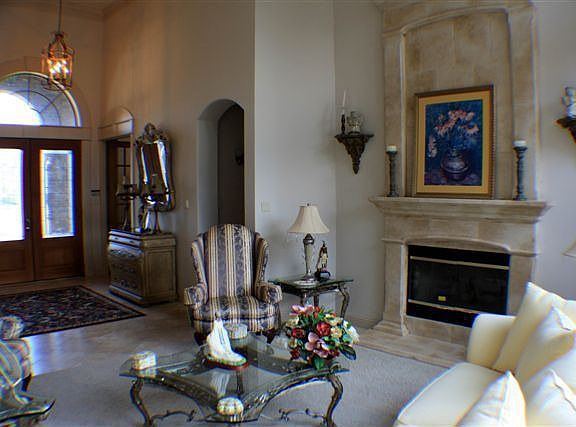 2nd image of 1404 Kaitlyn Ln