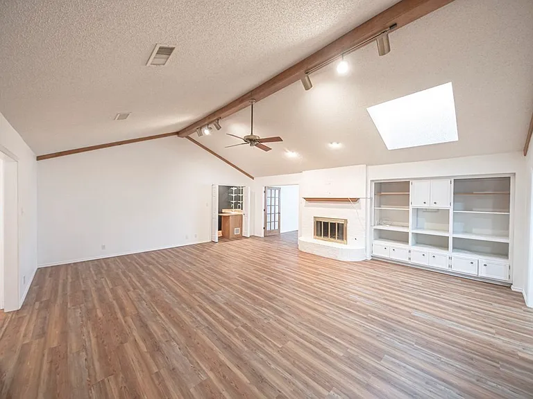 4007 Crestridge Dr — Photo 11