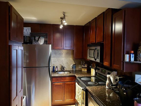 2nd image of 2933 Baltimore Ave APT 603