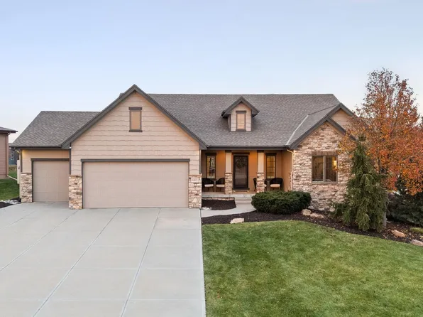 6907 S 201st St, Gretna, NE 68028