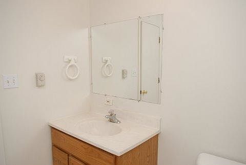2nd image of 11 Briar St APT 6