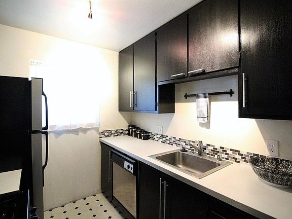 5th image of 4723 Hayford Way APT 4