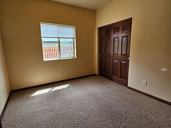 5th image of 1632 Evergreen Dr APT 3