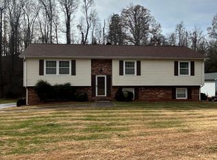 59 Westover Dr, Bassett, VA 24055