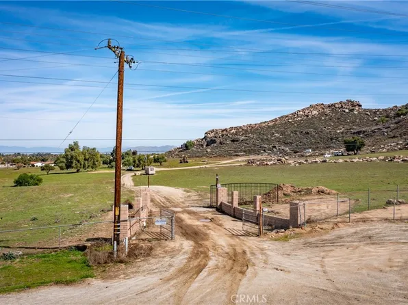 19100 Markham St, Riverside, CA 92508