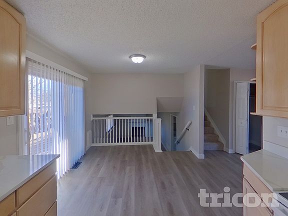 4th image of 4905 Artistic Cir