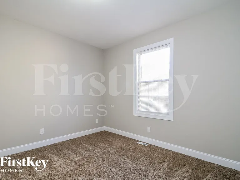 1835 Austin Place Ln — Photo 11
